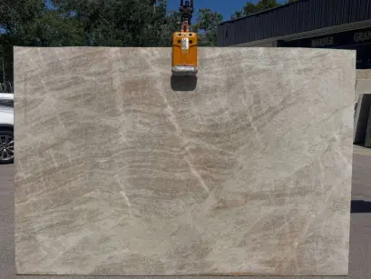 TAJ MAHAL · Quartzite · 3 cm · POLISHED · 126" x 59"