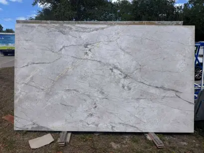 TAJ WHITE FANTASY · Quartzite · 3 cm · — · 126" x 75"