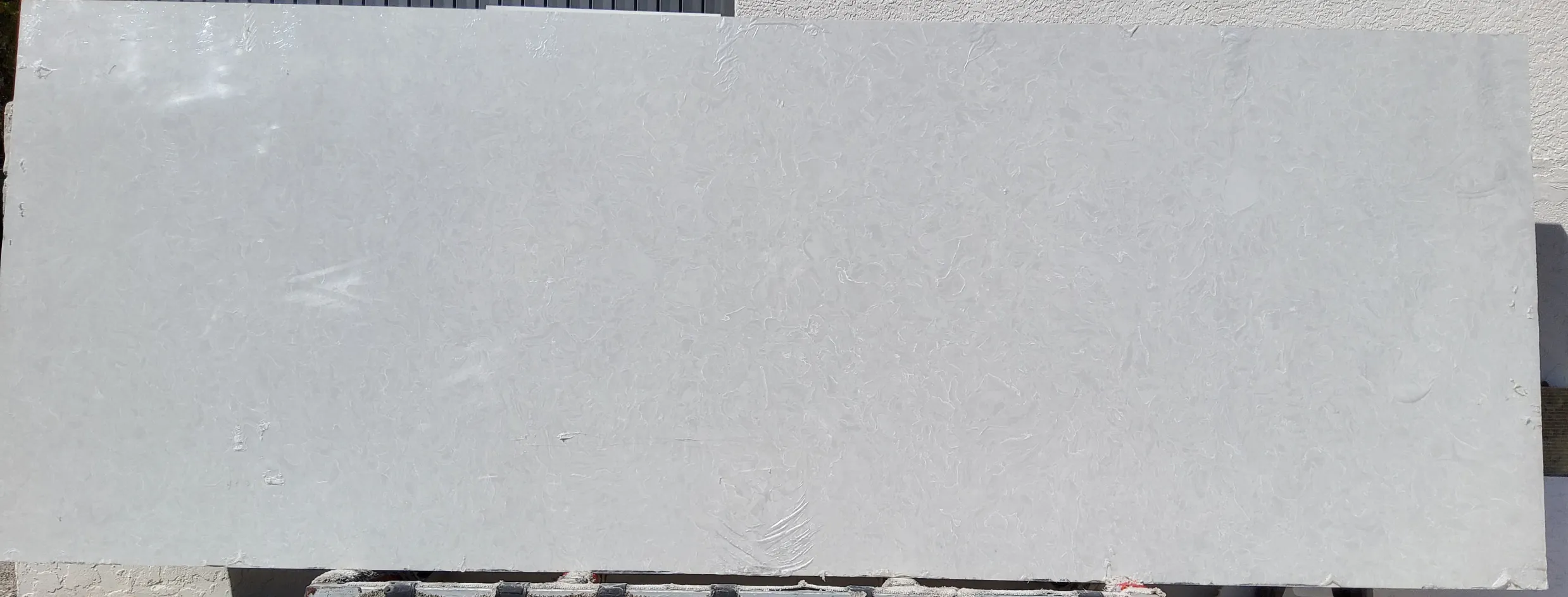 Dior · Quartz · 3 cm · — · 130" x 47 1/2"