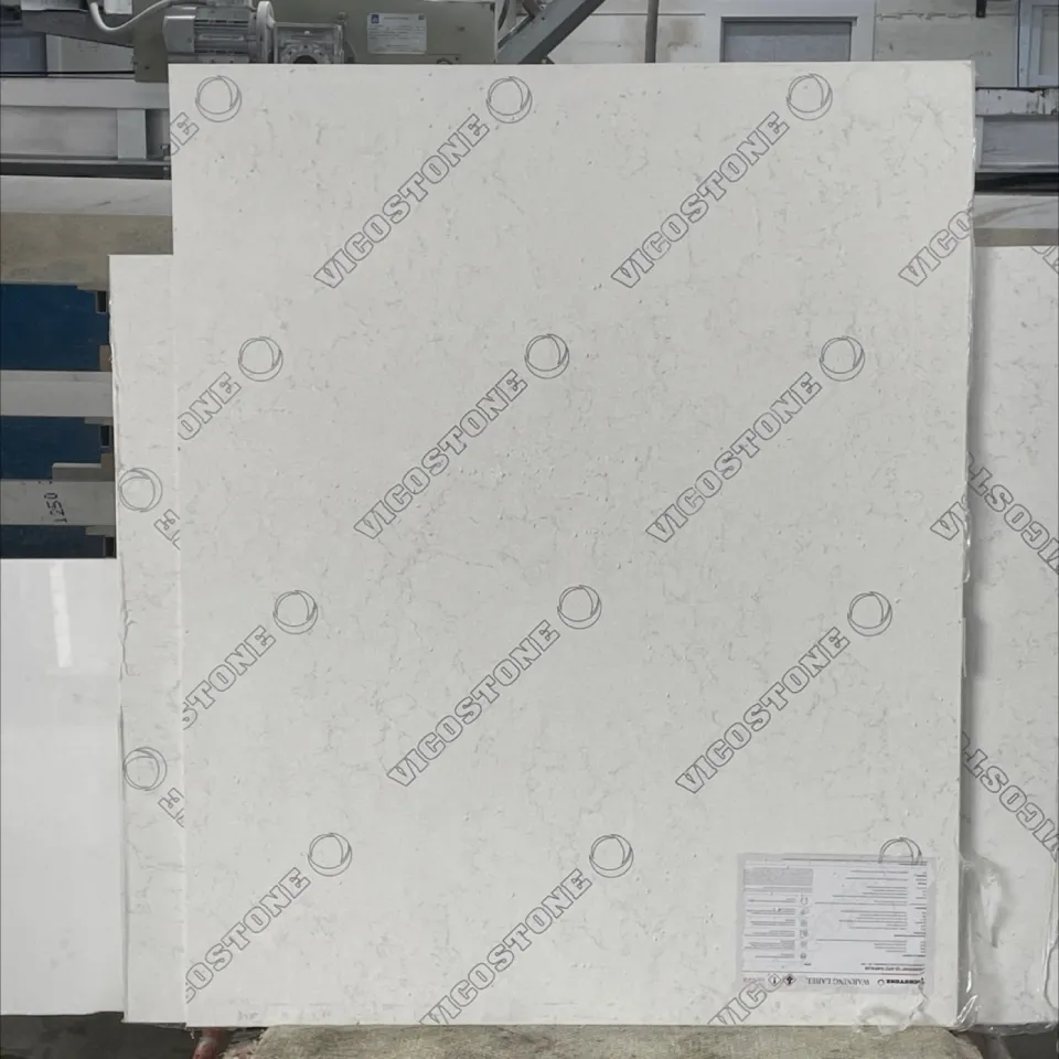 Valley White · Quartz · 3 cm · polish · 56" x 45 1/2"