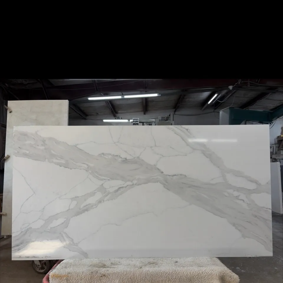 Calacatta pyrness · Quartz · 3 cm · polish · 74 1/2" x 38"