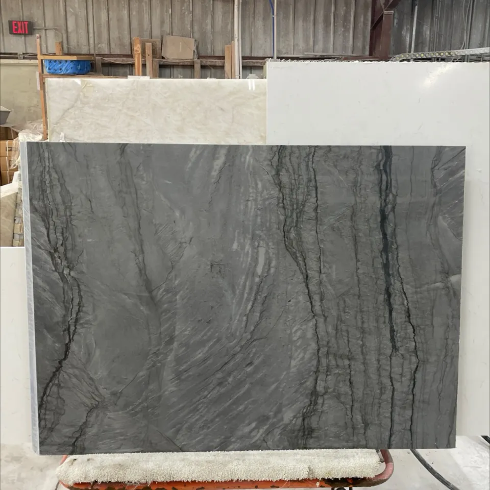 Platium Dark · Granite · 3 cm · polish · 60 1/2" x 43 1/2"