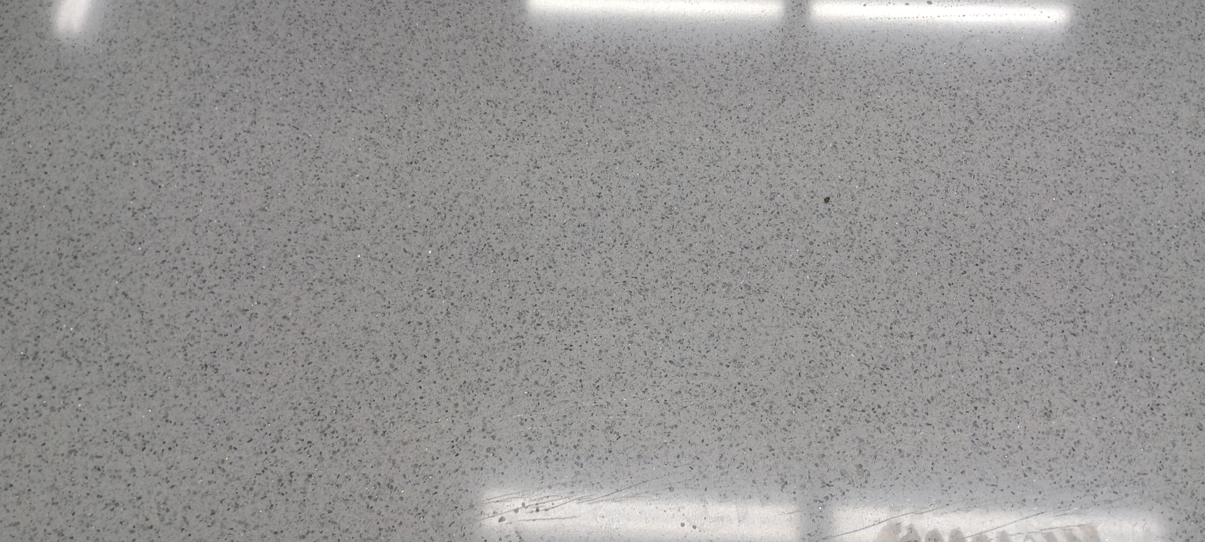 Whitney polished · Quartz · 3 cm · polish · 132" x 38 1/2"